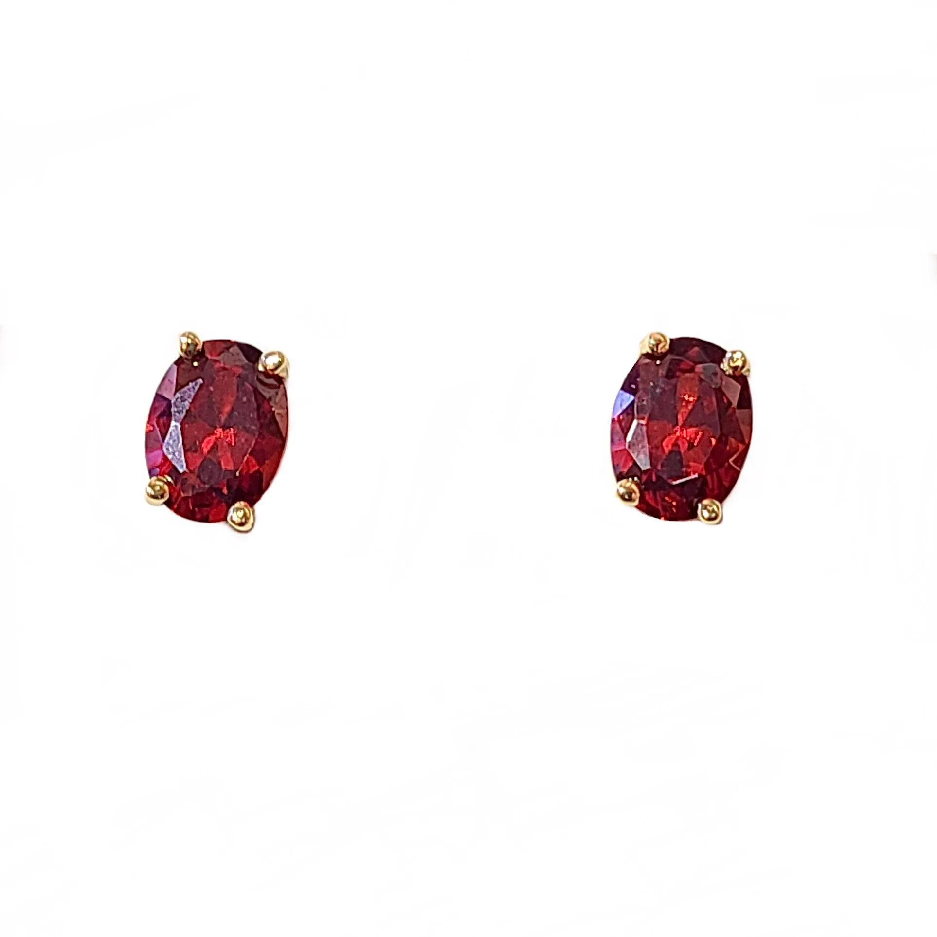 Amy Oval Birthstone Sparkle Studs