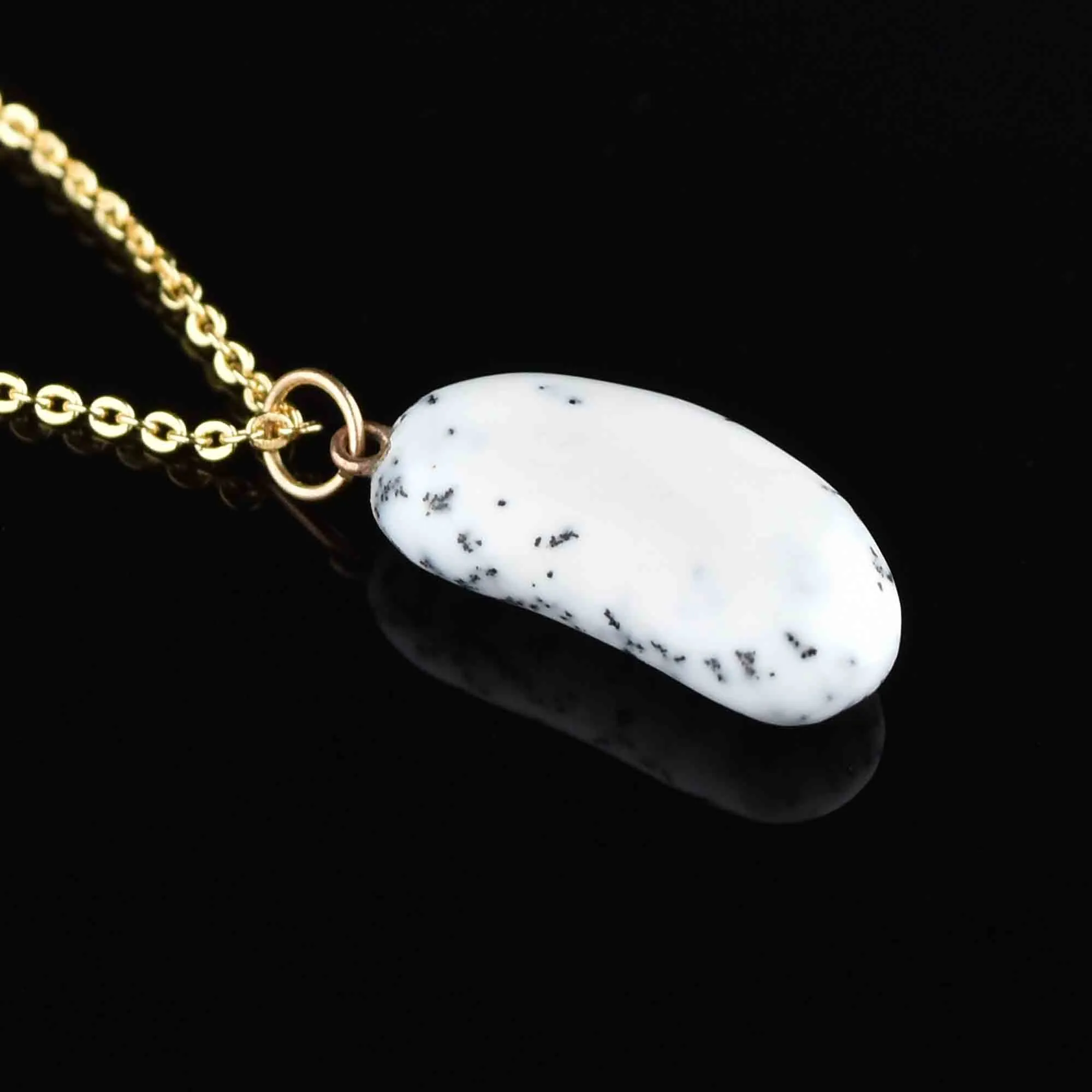 Vintage Gold White Moss Agate Bean Pendant Necklace